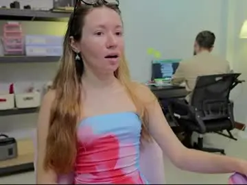 Chaturbate Watch Live Sex Cams of ellcrys