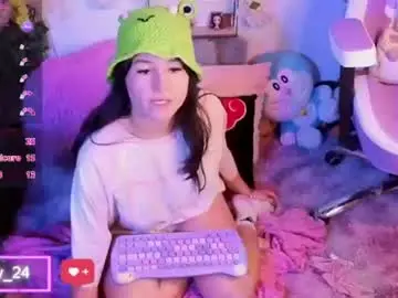 Chaturbate Live Sex of eymmy_24