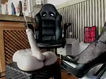 Chaturbate Live Porn of madame_ibby