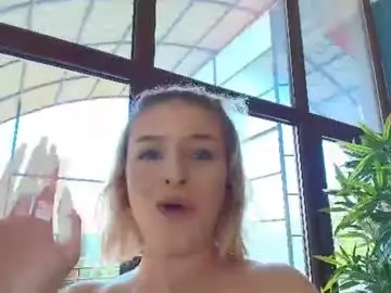 Chaturbate Live Sex Cam of _parishill