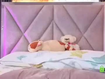 Chaturbate Sex Cam of smile__1