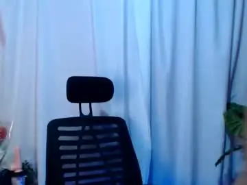 Chaturbate Live Sex Cam of sweet_hanna22