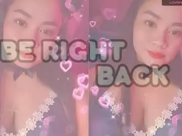 Chaturbate Live Sex Cam of elleelle123