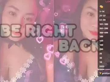 Chaturbate Watch Live Sex Cams of elleelle123