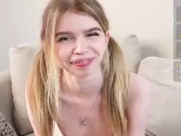 Chaturbate Free Live Porn of shelleyborom