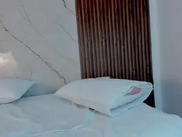 Chaturbate Live Sex Cam of king_lovely_horny