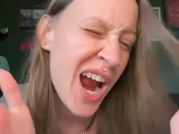 Chaturbate Live Sex Cam of liljbby