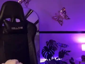 Chaturbate Live Porn of sweet_littleee