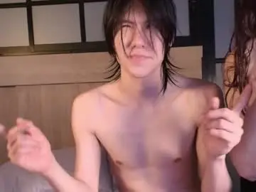 Chaturbate Free Live Porn of daphne_and_roger_