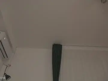 Chaturbate Sex Cam of alyonaqueen_