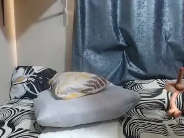 Chaturbate Live Sex of hornyebony4uxx