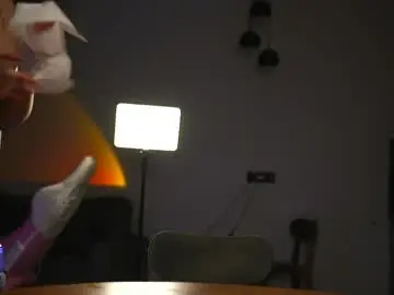 Chaturbate Best live sex cam show of amilia4u