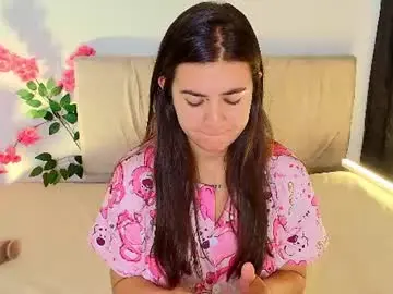 Chaturbate Live Sex Cam of emma_naa