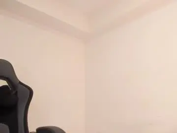 Chaturbate Watch Live Sex Cams of skinnyy__016__