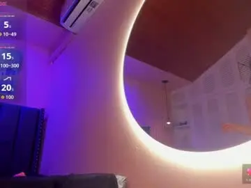Chaturbate Live Sex Cam of kaia_vega