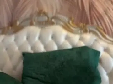Chaturbate Free Porn Cam of kiradivine