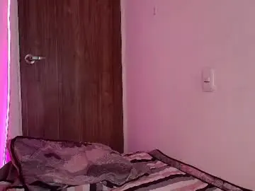 Chaturbate Live Sex Cam of mady_gh