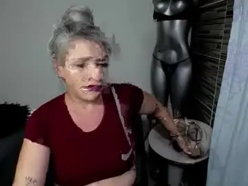 Chaturbate Watch Live Sex Cams of emmarizzoo