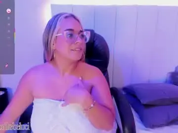 Chaturbate Live Sex of mhonikbelucci