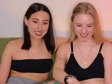 Chaturbate Adult Video Chat of mimipaws