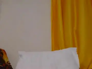 Chaturbate Live Sex Cam of saucy_angels