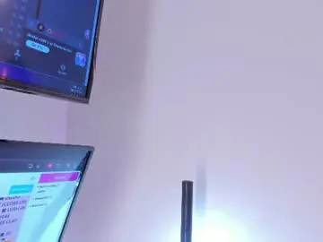 Chaturbate Live Sex Cam of hanna_moonlight_