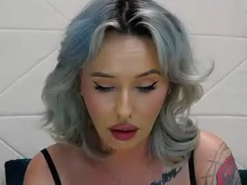 Chaturbate Nude Webcam of issasmyth