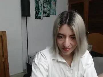 Chaturbate Best live sex cam show of alicee_logan_