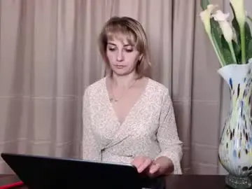 Chaturbate Adult Webcam of crystalfever_