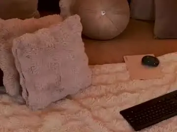 Chaturbate Live Sex Cam of rubyluxee