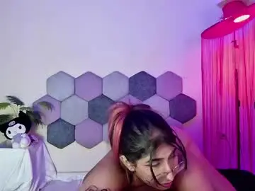 Chaturbate Free Porn Cam of desireduo_tgn