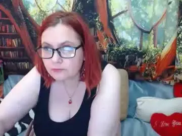 Chaturbate Free Porn Cam of dyannelovee