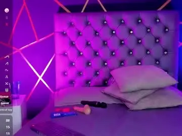 Chaturbate Live Sex Cam of katherinee_scott