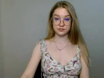 Chaturbate Live Sex Cam of abbymoore__