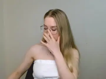 Chaturbate Best live sex cam show of abbymoore__