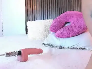 Chaturbate Live Sex Cam of cloe_bridge