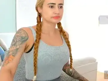 Chaturbate Free Porn Cam of pennyy__