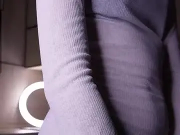 Chaturbate Watch Live Sex Cams of cherrymira