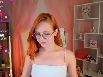 Chaturbate Best live sex cam show of lisaaris