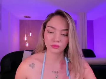 Chaturbate Live Sex Cam of haleygreenx