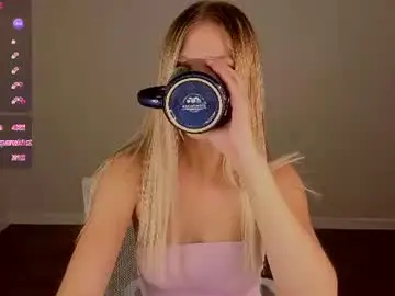 Chaturbate Live Sex Cam of angelina_becker