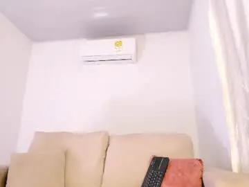 Chaturbate Live Porn of stormi___1