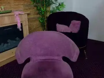 Chaturbate Live Sex Cam of diamondmilff