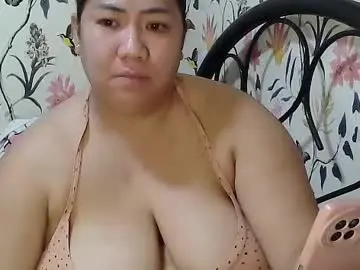 Chaturbate Free Porn Cam of asian_bigboobs20
