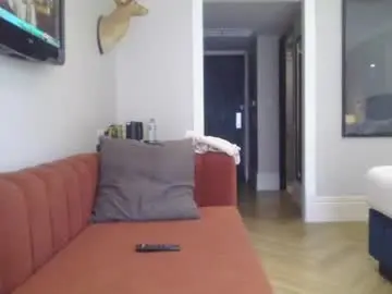 Chaturbate Live Sex Cam of selenarase