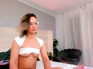 Chaturbate Best live sex cam show of charming_annye