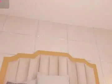 Chaturbate Adult Video Chat of tahliamoreau