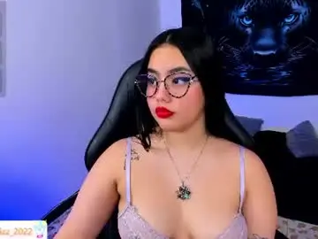 Chaturbate Live Sex Cam of nicolle_ruizz
