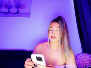 Chaturbate Free Porn Cam of abella_soleill