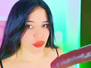 Chaturbate Live Sex Cam of charlootteevans